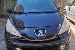 PEGEUT 207 1.4 BENZINA 5P del 2009