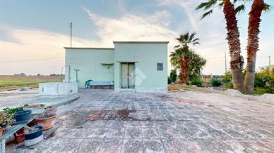 VILLA SINGOLA A BRINDISI