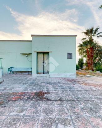 VILLA SINGOLA A BRINDISI