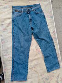 Jeans uomo marca Wrangler w33