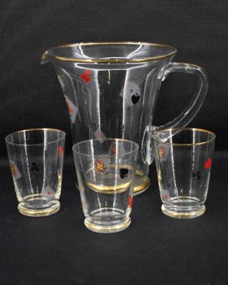 Caraffa e bicchieri vintage