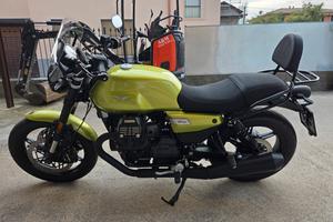 Moto Guzzi v7 sport