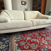 2 DIVANI (3 e 2 posti) di marca