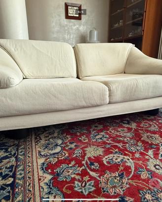 2 DIVANI (3 e 2 posti) di marca