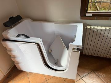 Vasca da bagnio invalidi