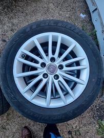 Cerchi lega + pneumatici Fiat