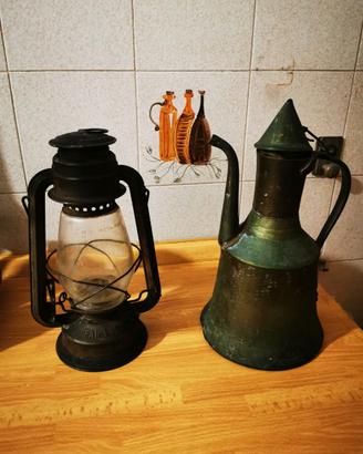 Lanterne e bottiglia in similpelle Vintage