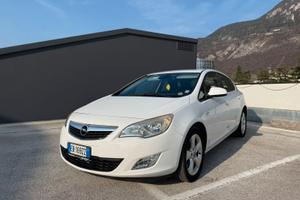 Opel astra cosmo euro5