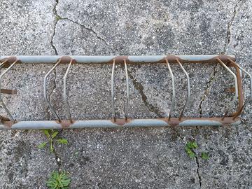 Rastrelliera portabici in acciaio