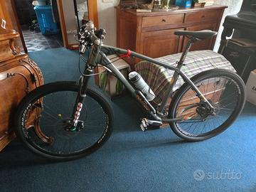 Mountain Bike KR275