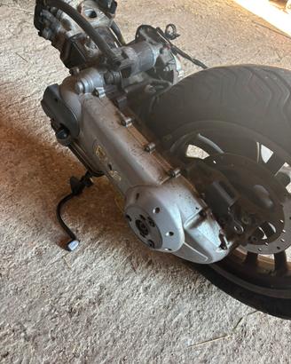 Blocco motore Peugeot geopolis 250 iniezione