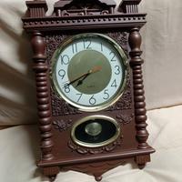 Orologio a pendolo da parete