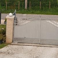 cancello in ferro battuto