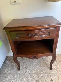 como e comodini noce