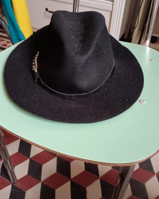 Cappello stile borsalino