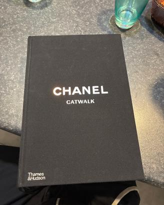 Libri Chanel, Dior e YvesSaintLaurent Catwalk