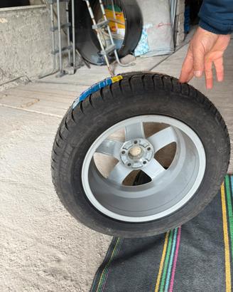 gomme invernali e cerchi invernali originali A4