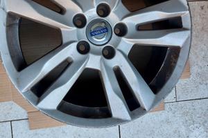 cerchio Volvo V60 R17