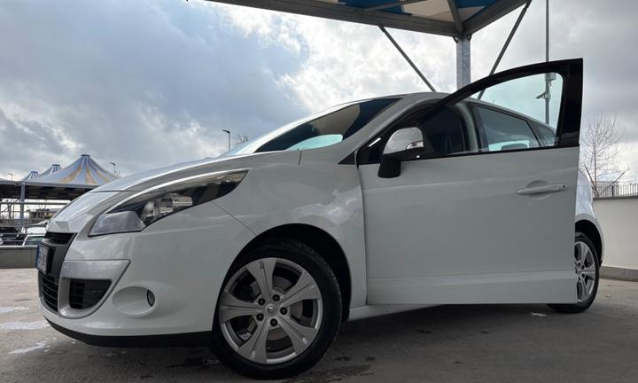 Renault Scenic Scénic X-Mod 1.6 dCi 130CV Luxe