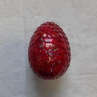 Uovo di drago rosso