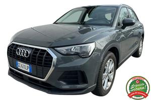 AUDI Q3 35 TDI S tronic Business Advanced