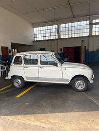 Renault 4