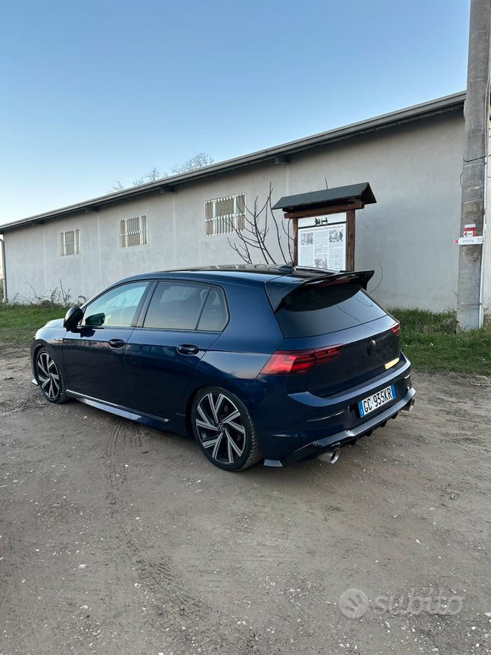 VOLKSWAGEN Golf 8ª serie