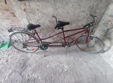 Bicicletta tandem