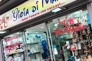 Attività commerciale marano di Napoli