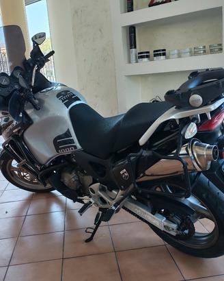 HONDA VARADERO 1000 