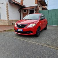Lancia Ypsilon Hybrid 1.0 70CV "23.800 km" Bluet