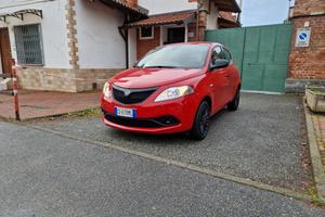 Lancia Ypsilon Hybrid 1.0 70CV "23.800 km" Bluet
