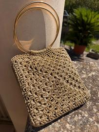 Borsa a mano CHÉRIE handmade @core__crochet su ig