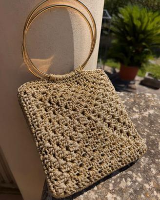 Borsa a mano CHÉRIE handmade @core__crochet su ig