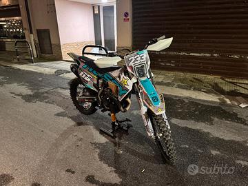 Husqvarna FE 350 Pro - Rockstar Edition 2022