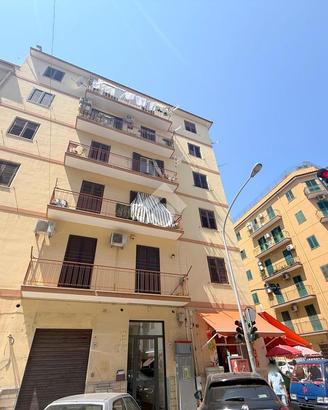 4 LOCALI A PALERMO