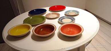 Set piatti multicolore