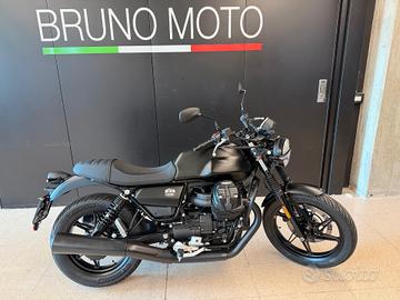 Moto Guzzi V7 STONE