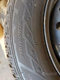 Gomme 215/60/16