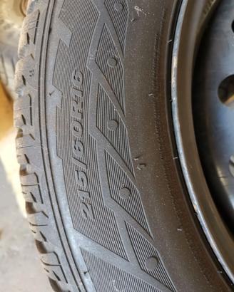 Gomme 215/60/16