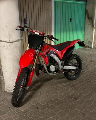 Honda cr125