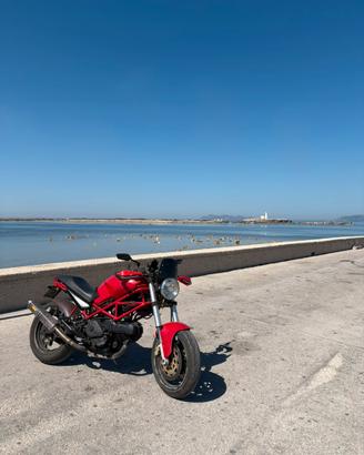 Ducati monster 600