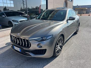 MASERATI Levante V6 Diesel 275 CV AWD TETTO SOLO K