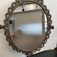 antica specchiera in bronzo 