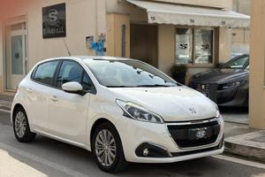 PEUGEOT 208 1.2 82 Business