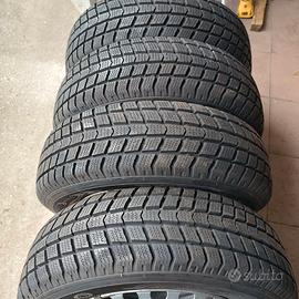 CERCHI IN FERRO CON GOMME 195.70.15 D17