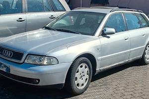 Audi A4 2.5 V6 TDI cat quattro Advance