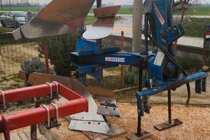 Aratro monovomere voltaorecchio 