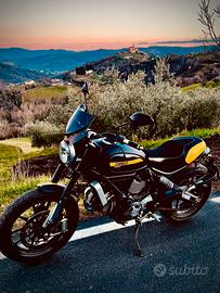 Ducati Scrambler Full Throttle