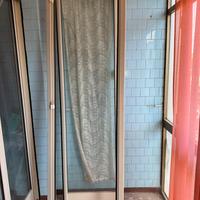 Porta infissi in alluminio bianco come nuova